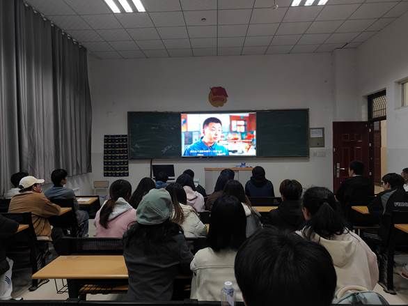 85E9B612-1596-4E2B-9389-3289663DDC65-48036-0000970B28D535FB